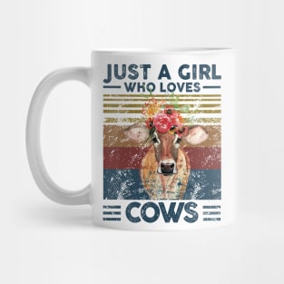 Just A Girl Who Loves Cow. Farmer Vintage Retro Gift Mug